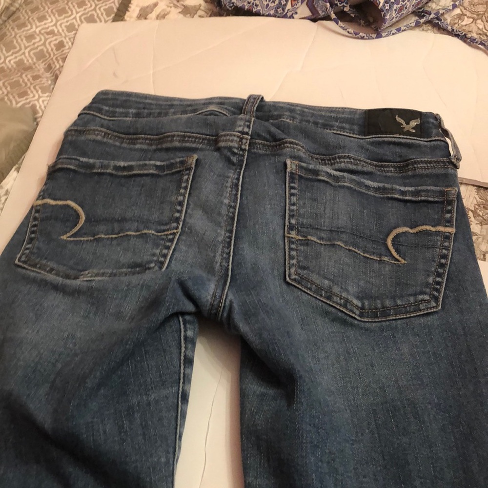 Distressed jeans - Picture 3 of 6